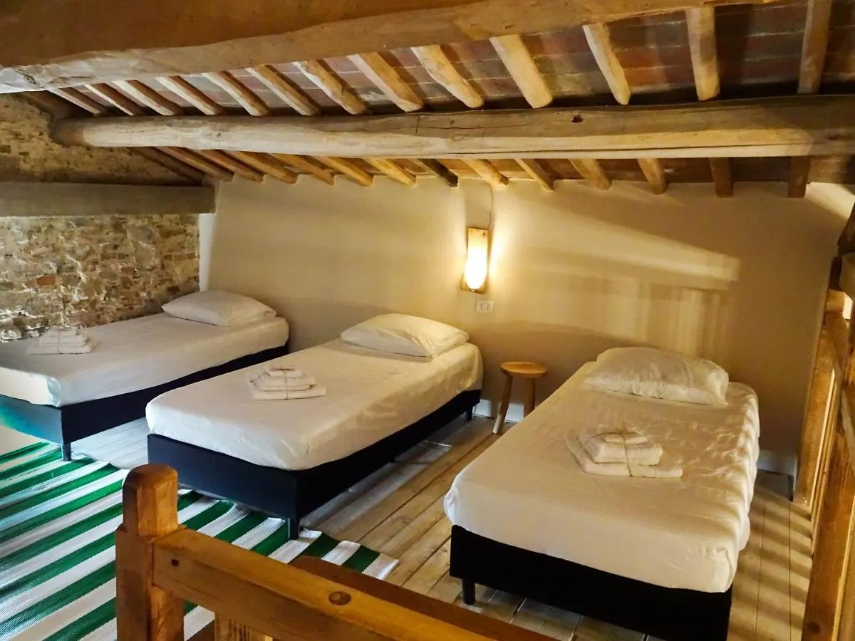 Agriturismo Anna-Rosa Legoli 0*,  Italy